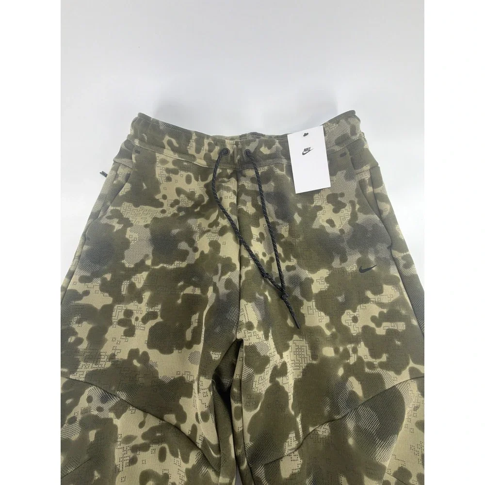 Nike Tech Open-Hem Fleece Camo Sweatpants II1324-276 Men's Size Medium M‎ NWT